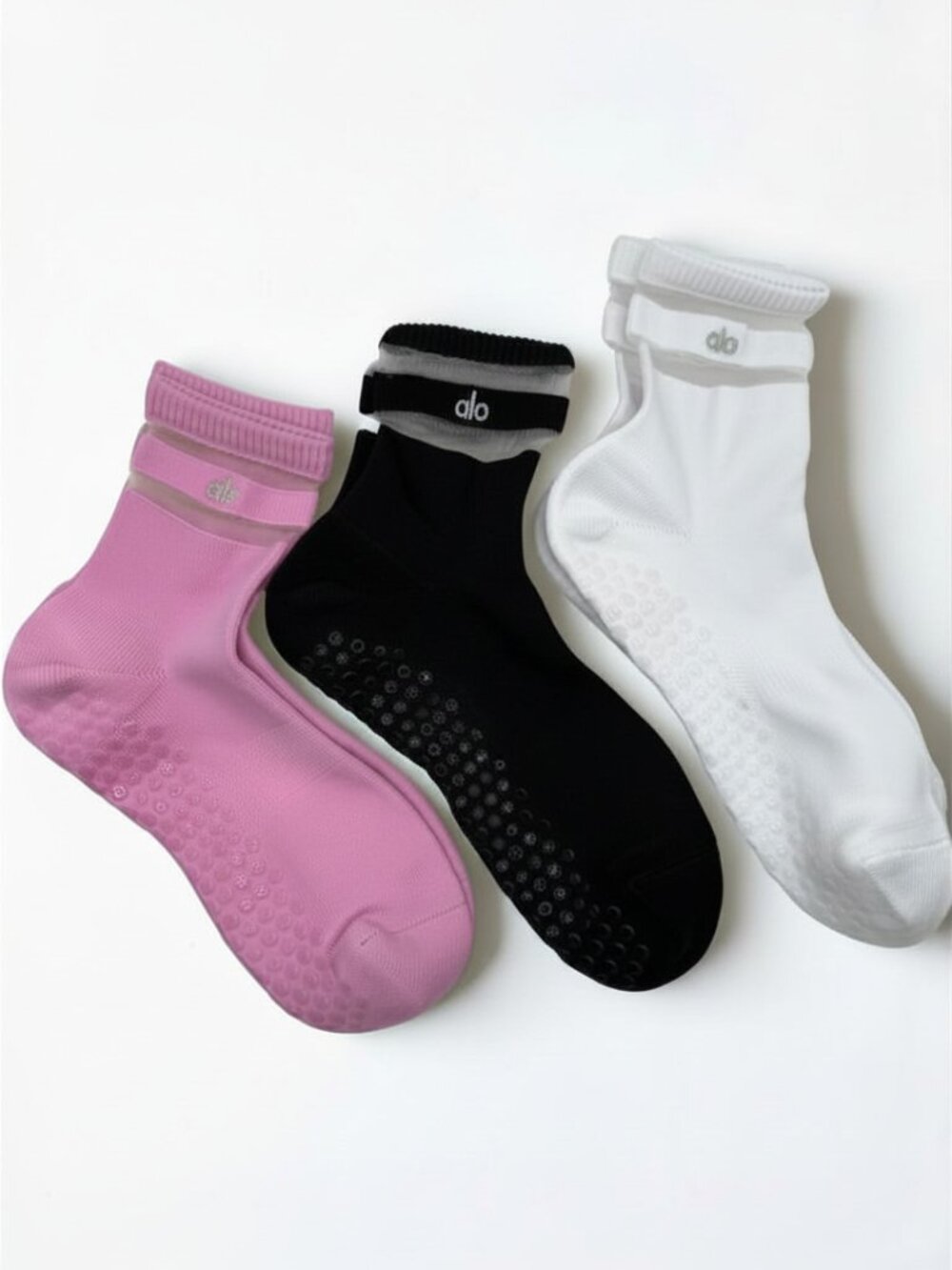 3 Pairs Alo Yoga Women's Pulse Grip Socks M/L for shoe size 8-11